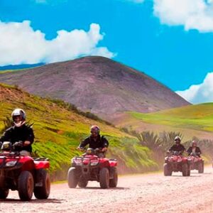Tour a Moray en Cuatrimotos y Maras desde Cusco